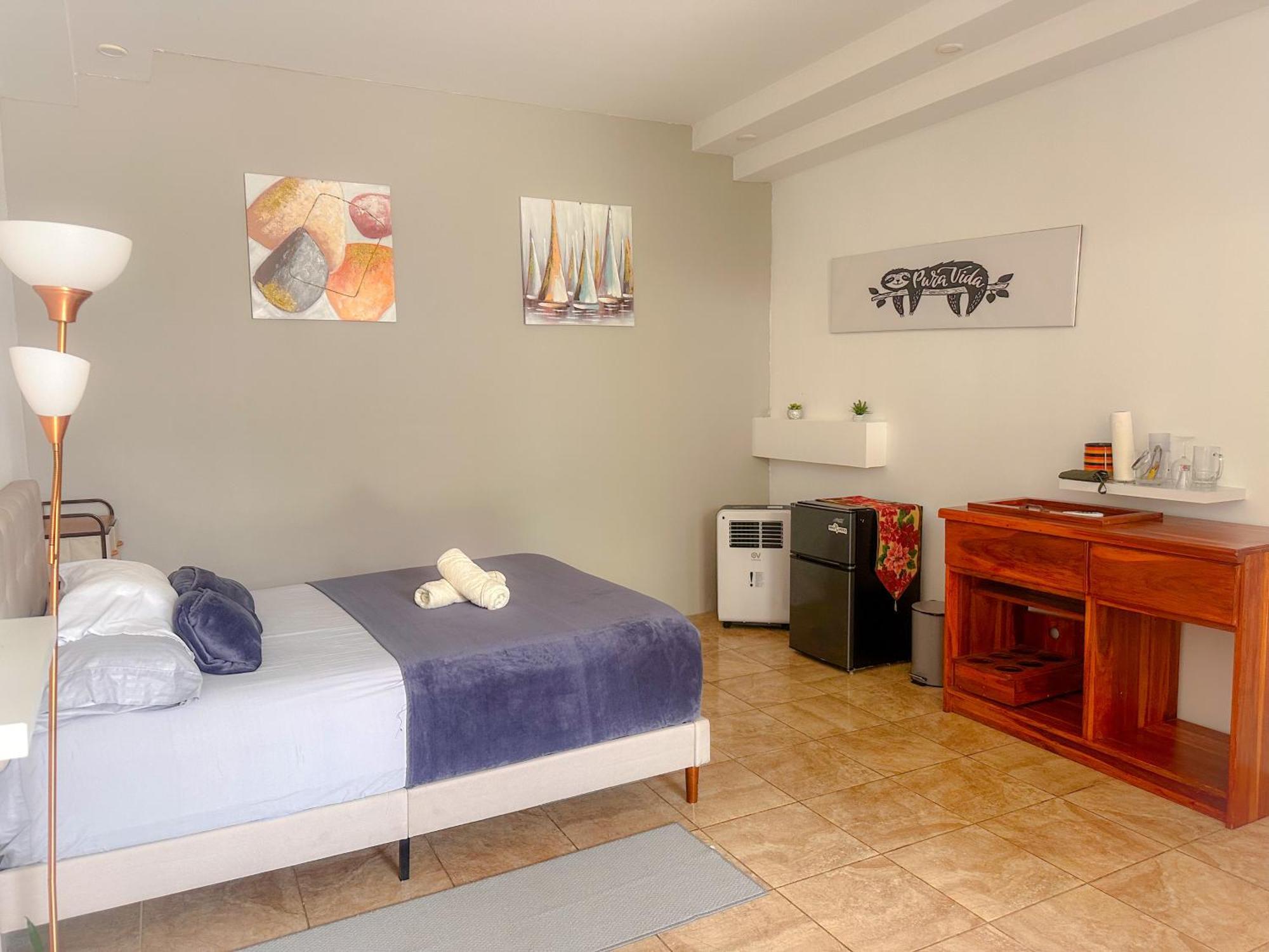 Casa Garitas Guesthouse & Car Rental - Free Sjo Airport Shuttle Río Segundo エクステリア 写真