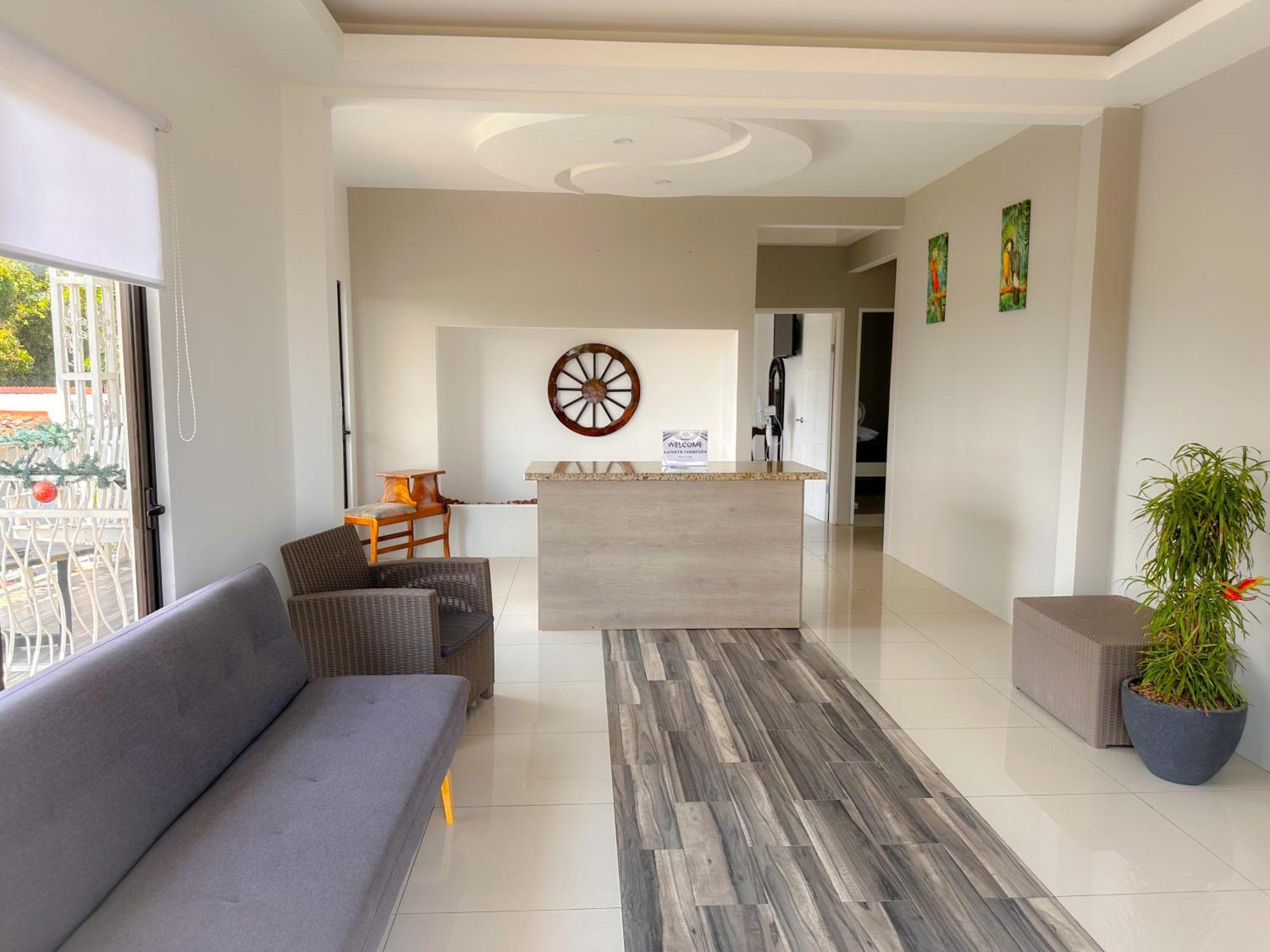 Casa Garitas Guesthouse & Car Rental - Free Sjo Airport Shuttle Río Segundo エクステリア 写真